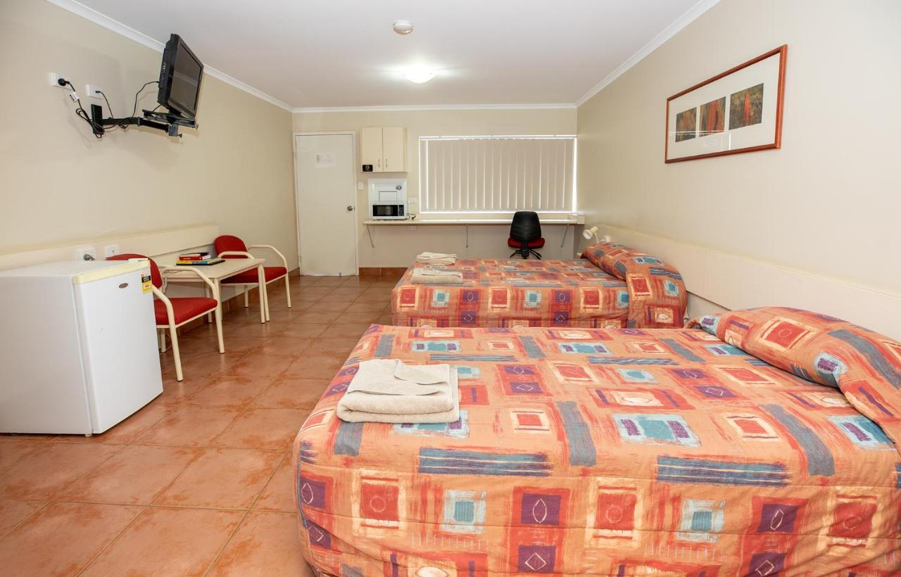 Leichhardt Hotel Motel Cloncurry Zewnętrze zdjęcie