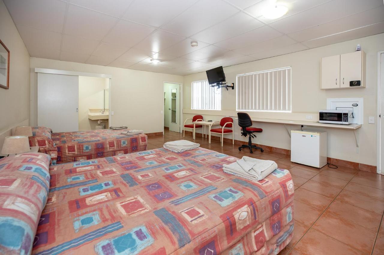 Leichhardt Hotel Motel Cloncurry Zewnętrze zdjęcie