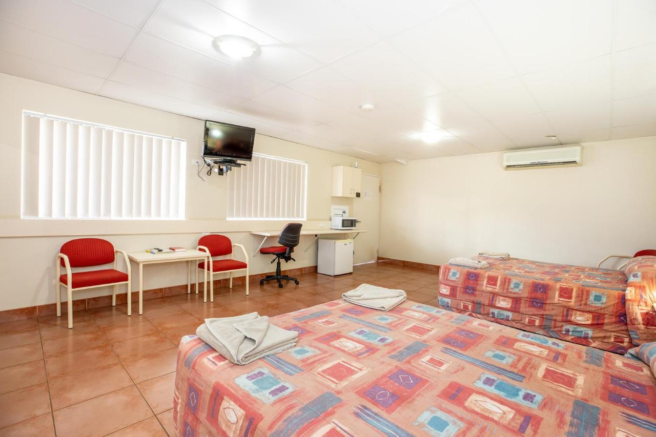 Leichhardt Hotel Motel Cloncurry Zewnętrze zdjęcie